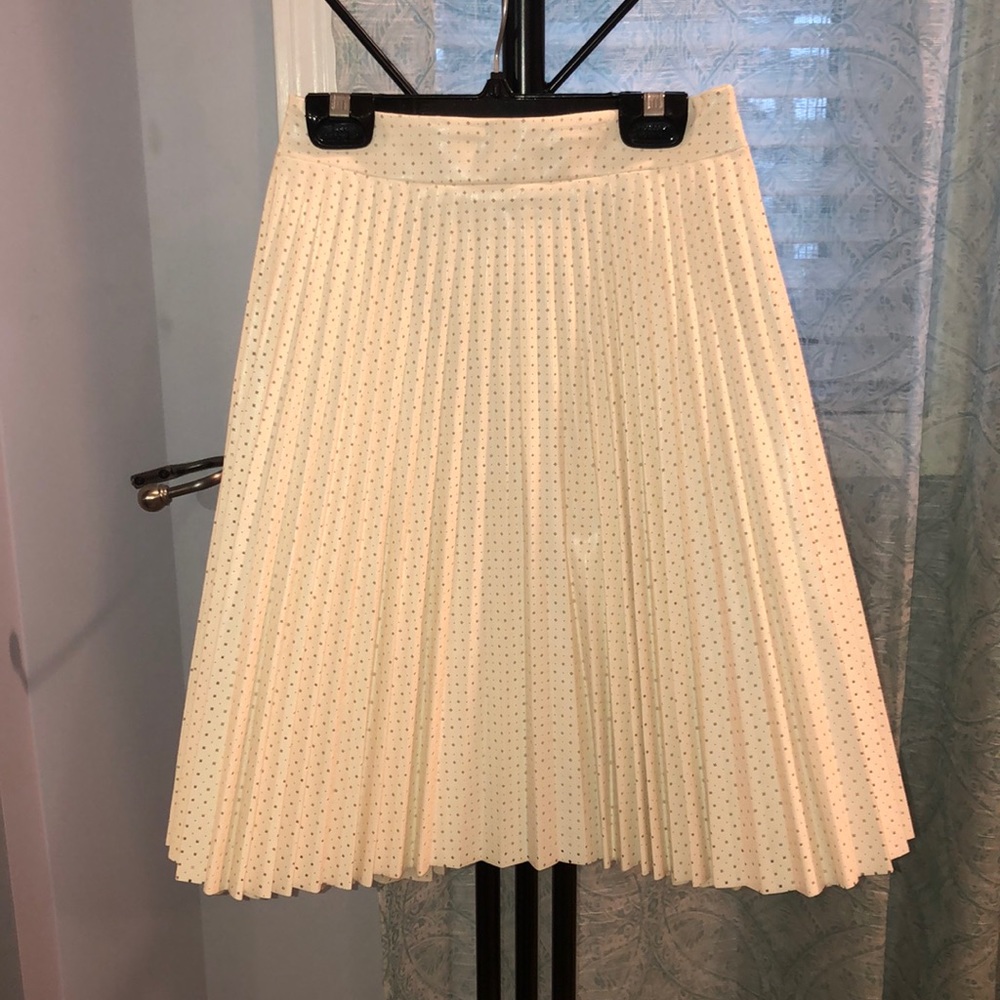 Bar III Skirt white pleated faux leather